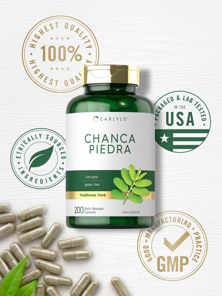 Chanca Piedra 500 mg capsules, 200 count, shown in a hand for scale.